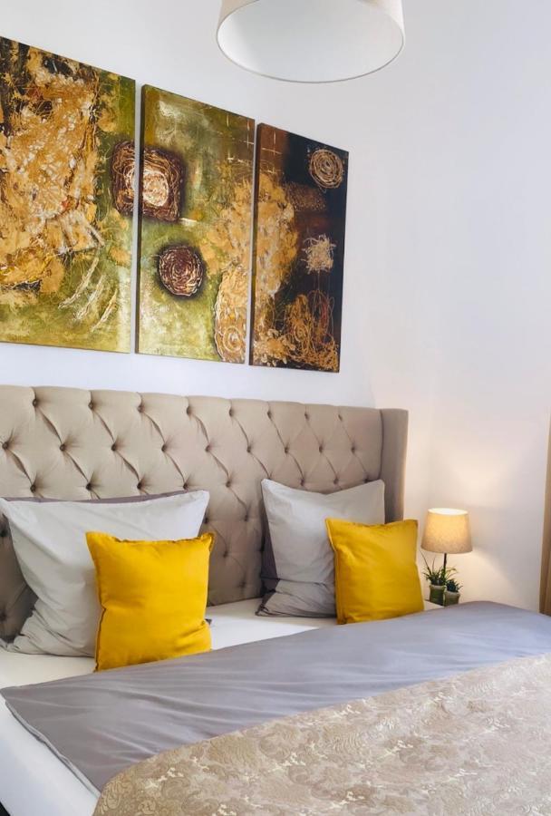 Aurum Apartment Kirchheim am Neckar Extérieur photo